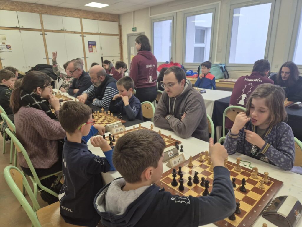 Tournoi d’échecs de Noël Échiquier Lédonien.
