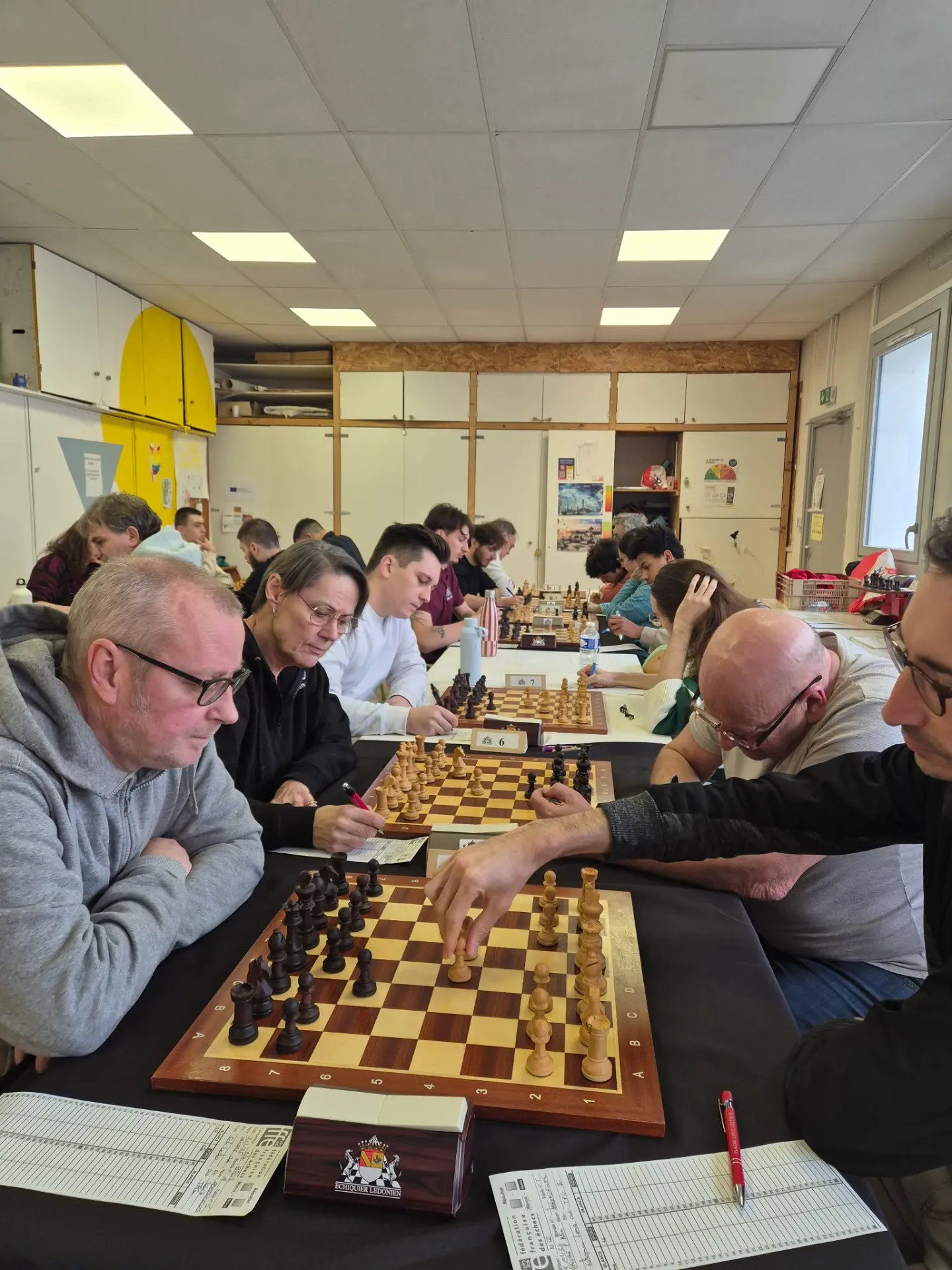 notre école d'echecs lédonienne en action